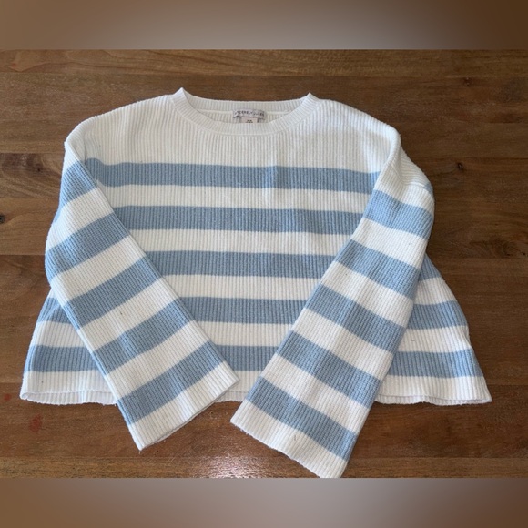Sincerely Jules Crop Knit Sweater - Picture 3 of 4